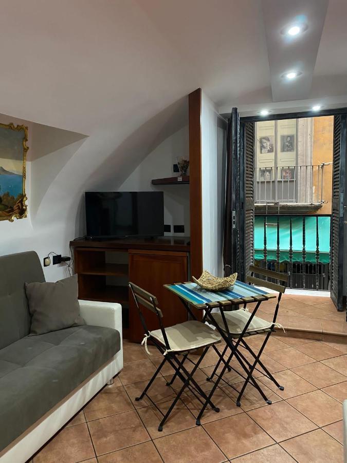Appartement In Love: Balconcino Spaccanapoli Napels