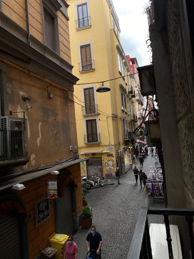In Love: Balconcino Spaccanapoli Appartement *