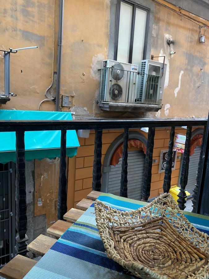 In Love: Balconcino Spaccanapoli Appartement *